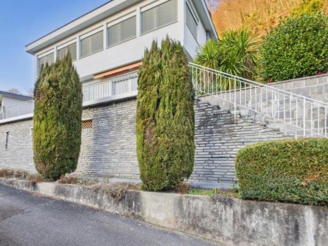 Haus kaufen in Caslano, Tessin