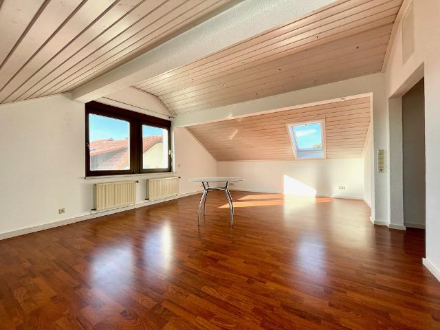 Dachgeschosswohnung kaufen in Welzheim, Rems-Murr-Kreis