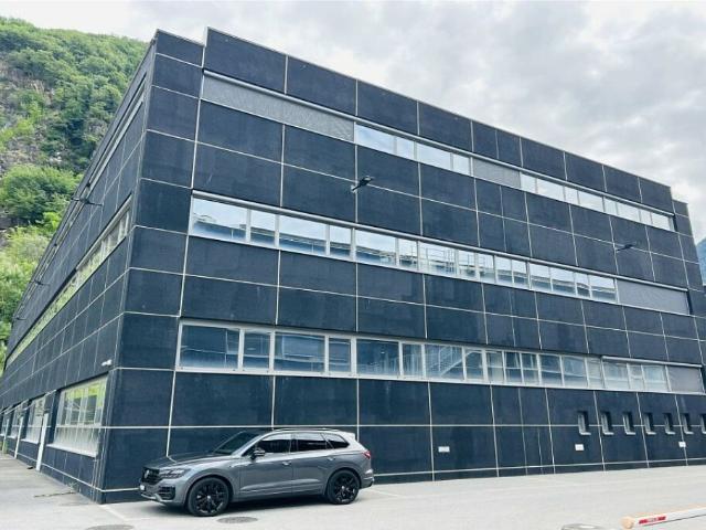 Atelier kaufen in Arbedo-Castione, Tessin