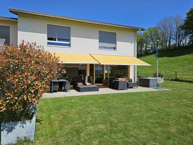 Einfamilienhaus mieten in Savigny, Waadt