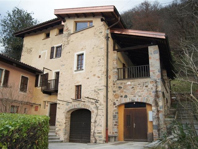 Einfamilienhaus kaufen in Aldesago, Tessin