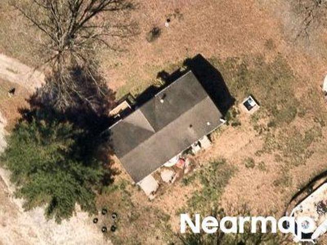 House for sale in Lakewood, Seaford