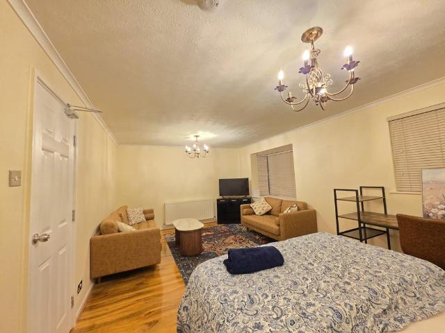 House for rent in Conniburrow, Milton Keynes