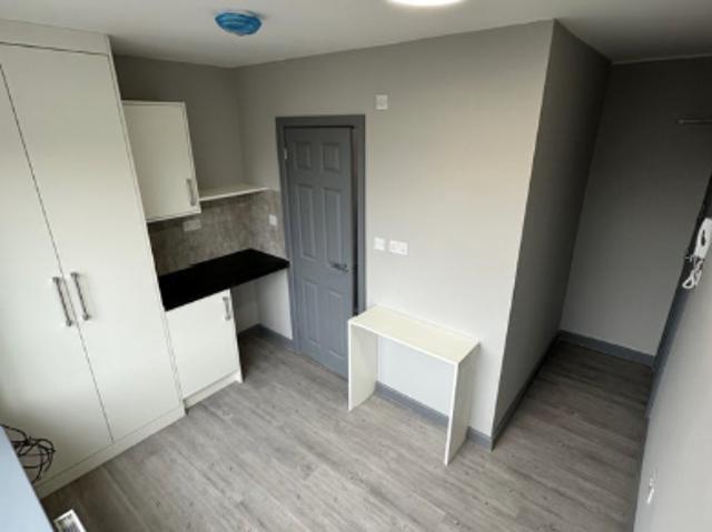 Room for rent in Gerrards Cross, Denham