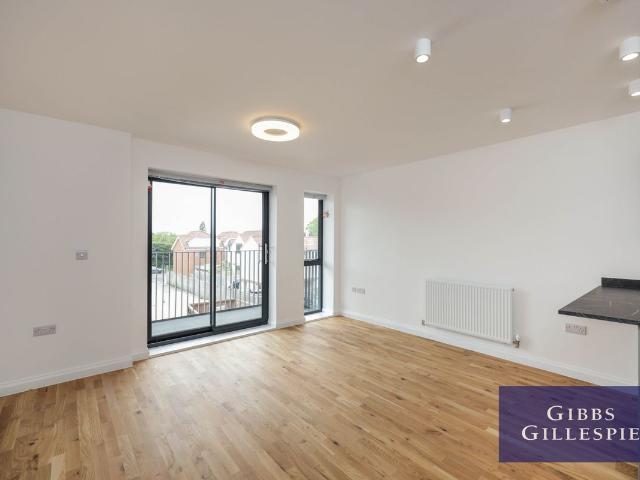 House for rent in Gerrards Cross, Denham