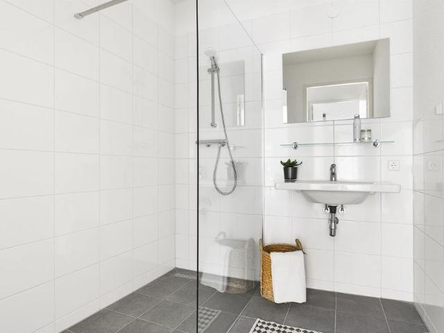 Appartement te huur in Holland Park, Diemen