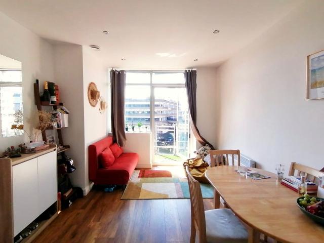 Apartment for rent in Stratford Marsh, Greater London