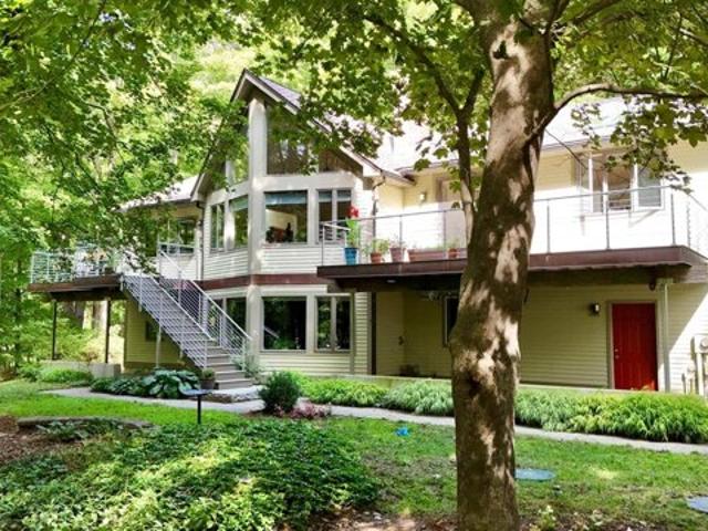 House for sale in Dover, Strafford County