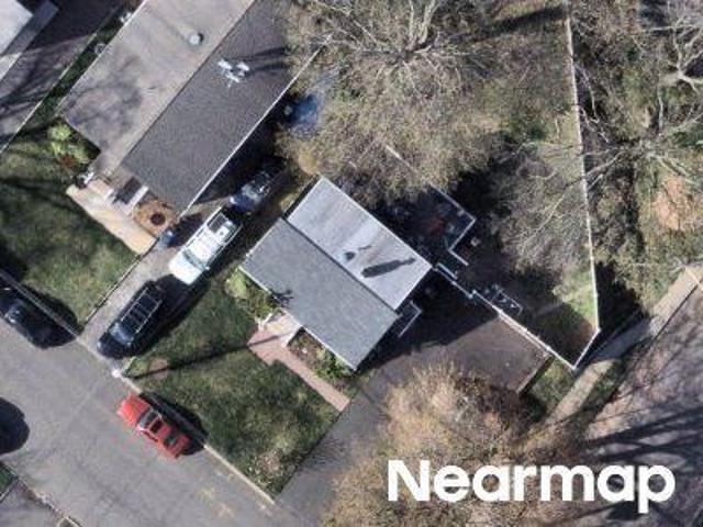 House for sale in Clark, New Jersey
