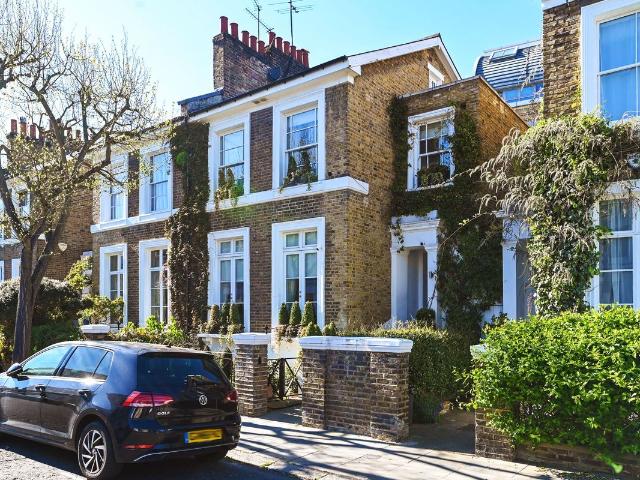House for rent in Brompton, Greater London