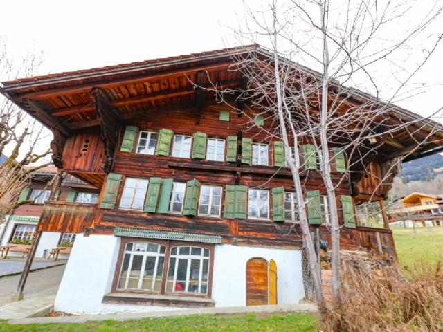 Etagenwohnung kaufen in Lenk Im Simmental
