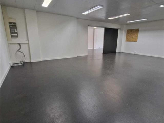 Büro mieten in Lonay, Waadt