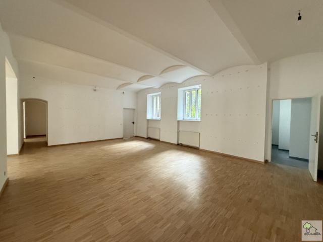 Büro kaufen in KG Alsergrund, Wien