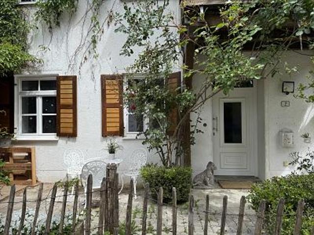 Wohnung kaufen in Gauting, Bayern