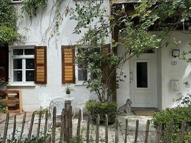 Apartment kaufen in Gauting, Bayern