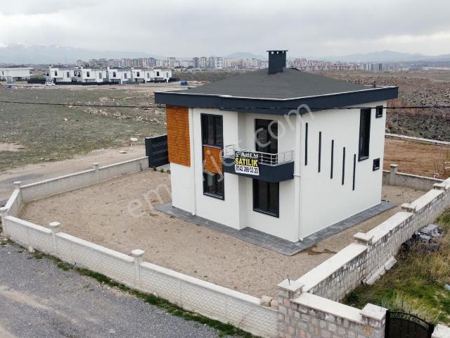 Melikgazi içerisinde satılık Villa
