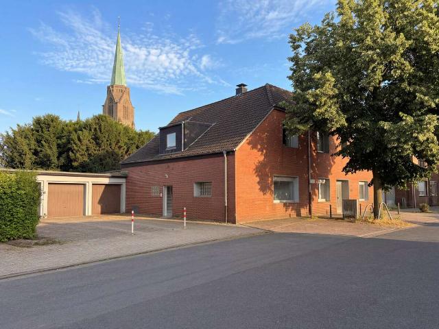 Haus kaufen in Anrath, Region Kempen-Viersen