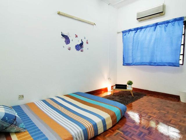 Room for rent in Petaling, Damansara Damai