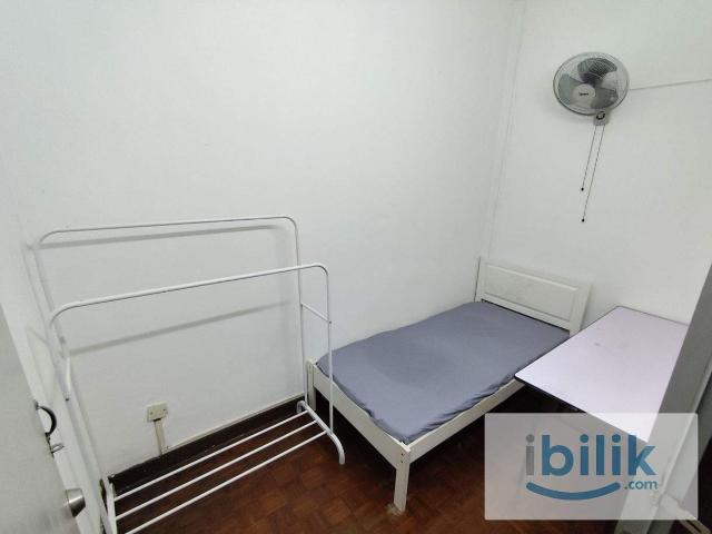 Room for rent in Petaling, Damansara Damai