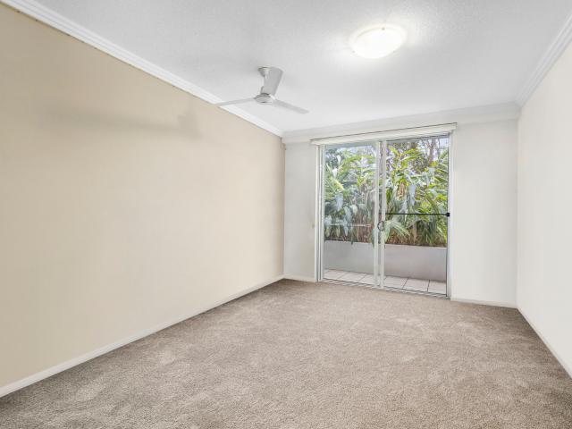 Apartment for sale in Varsity Lakes, Gold Coast City
