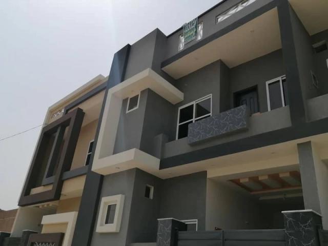 House for sale in Faisalabad, Islamabad Capital Territory