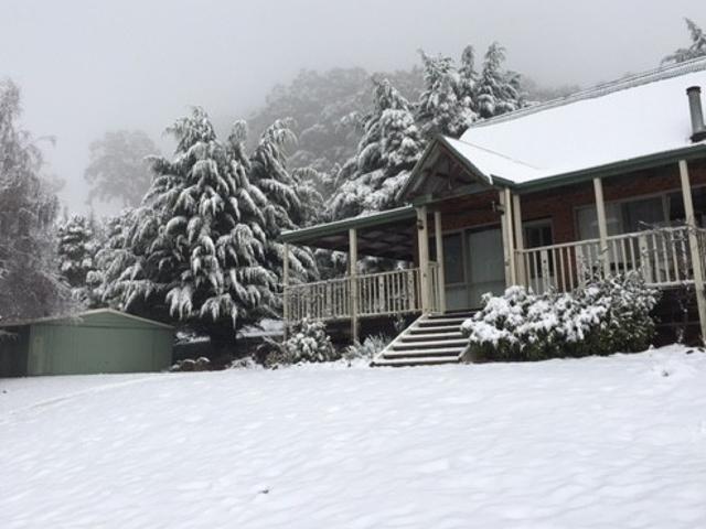 Cottage for sale in Tolmie, Victoria