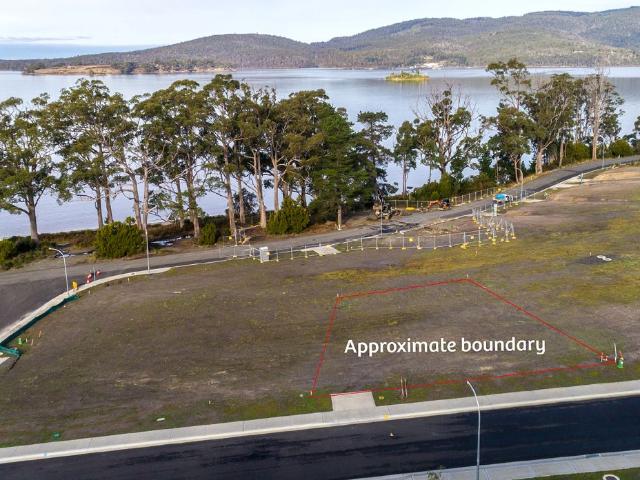 Land for sale in Brooks Bay, Tasmania