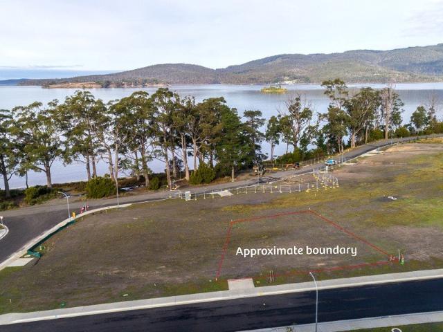 Land for sale in Brooks Bay, Tasmania