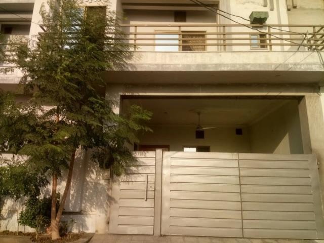 House for sale in Faisalabad, Islamabad Capital Territory