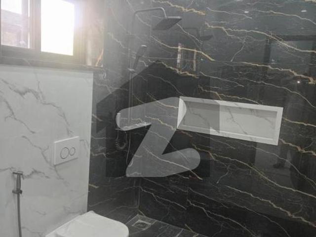 House for sale in Faisalabad, Islamabad Capital Territory
