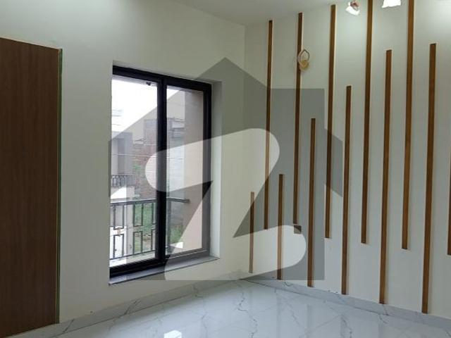 House for sale in Faisalabad, Islamabad Capital Territory