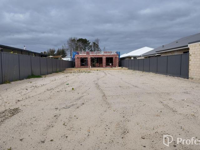 Property for sale in Canning Vale, Western Australia