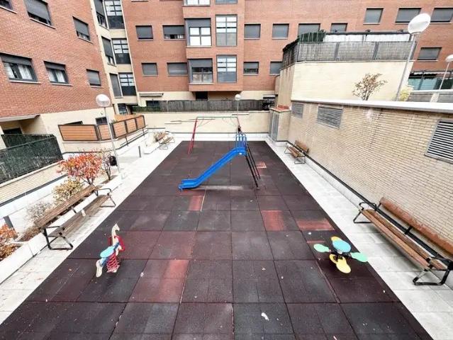 Apartamento en alquiler en Sector III, Getafe