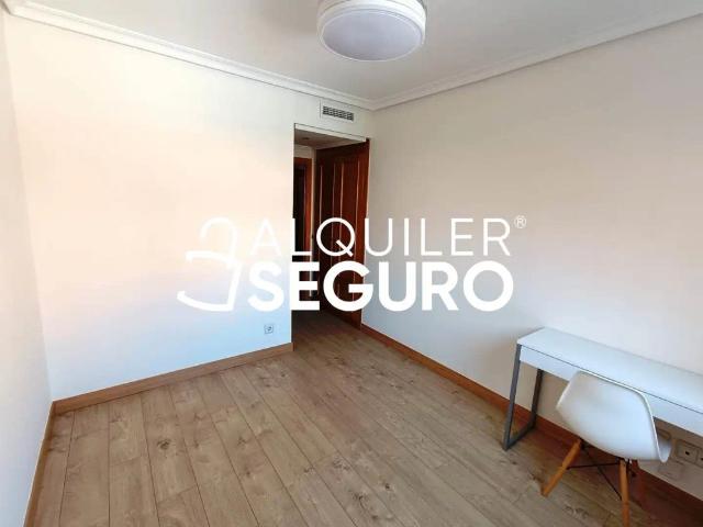 Apartamento en alquiler en El Bercial, Getafe