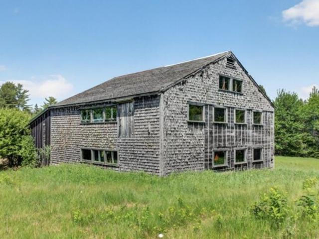 Land for sale in Maine