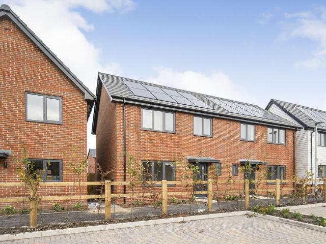 Apartment for rent in Buckler's Park, Crowthorne
