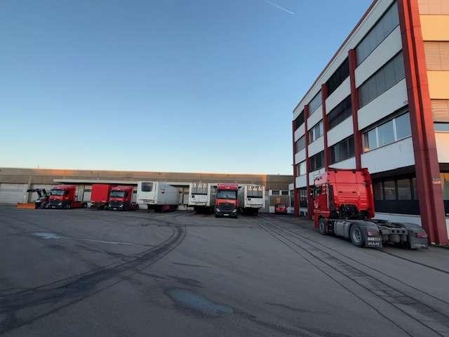 Erdgeschosswohnung kaufen in Gewerbegebiet „An der Regensburger Straße“, Obertraubling