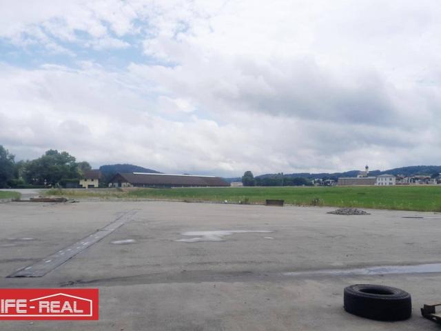 Gewerbe mieten in Höhnhart, Oberösterreich