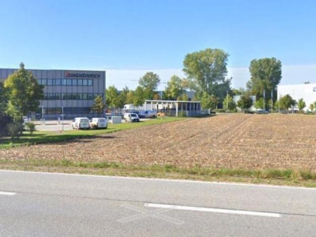 Erdgeschosswohnung kaufen in Neufahrn, Bayern