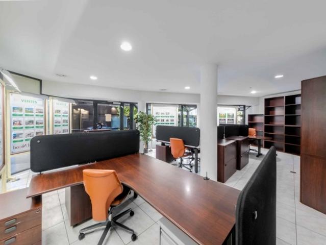 Büro kaufen in Choëx, Monthey