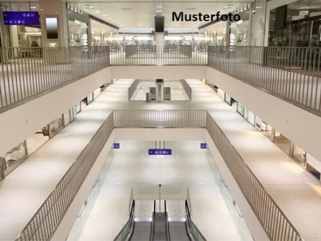 Büro kaufen in Maggia, Tessin