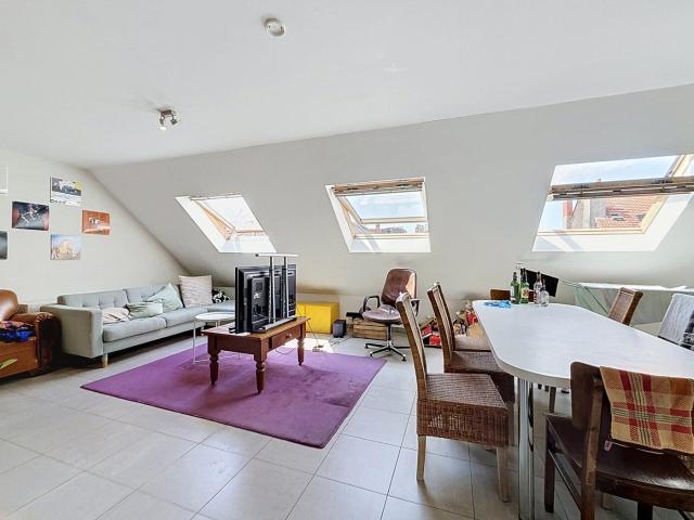 Appartement location à Sint-Jacobs, Gent