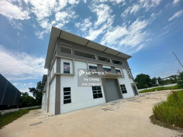Shop for rent in Kuching