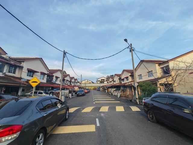 Townhouse for sale in Sendayan Village, Negeri Sembilan