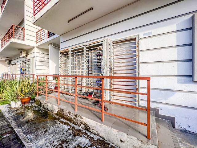 Townhouse for sale in Labu Jaya, Negeri Sembilan