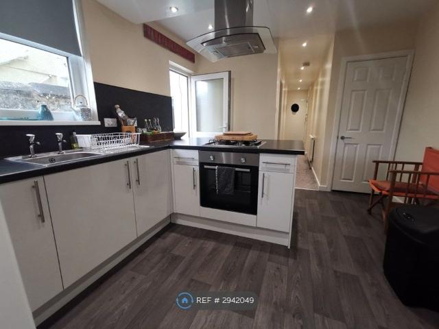 Apartment for rent in Cattedown, Mount Wise