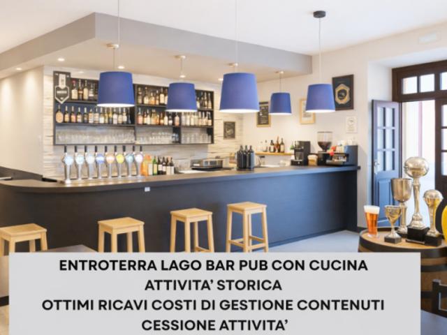 Locale Commerciale in vendita a Valeggio Sul Mincio, Veneto
