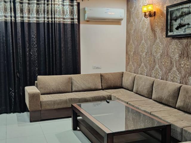Flat for rent in Zirakpur, Punjab