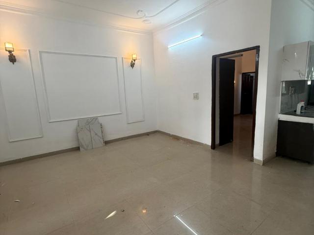 Flat for rent in Zirakpur, Punjab