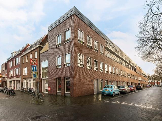 Appartement te huur in De Muntel, Bosch